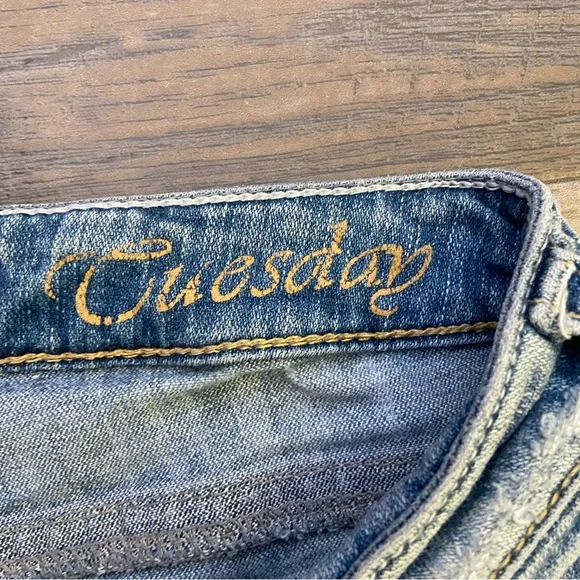 Silver Tuesday Jeans Light Blue Flare Denim altered - Picture 3 of 13